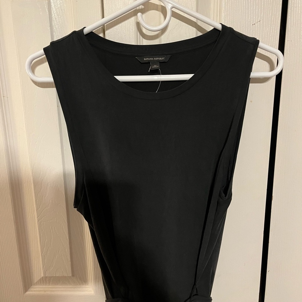 Banana Republic size M travel dress
